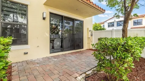 20927 NW 1st Court Pembroke Pines FL 33029