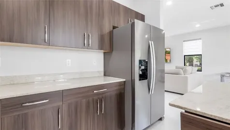 20927 NW 1st Court Pembroke Pines FL 33029