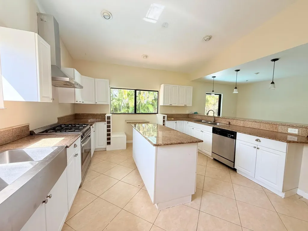 71 Laredo Lane Boca Raton FL 33487