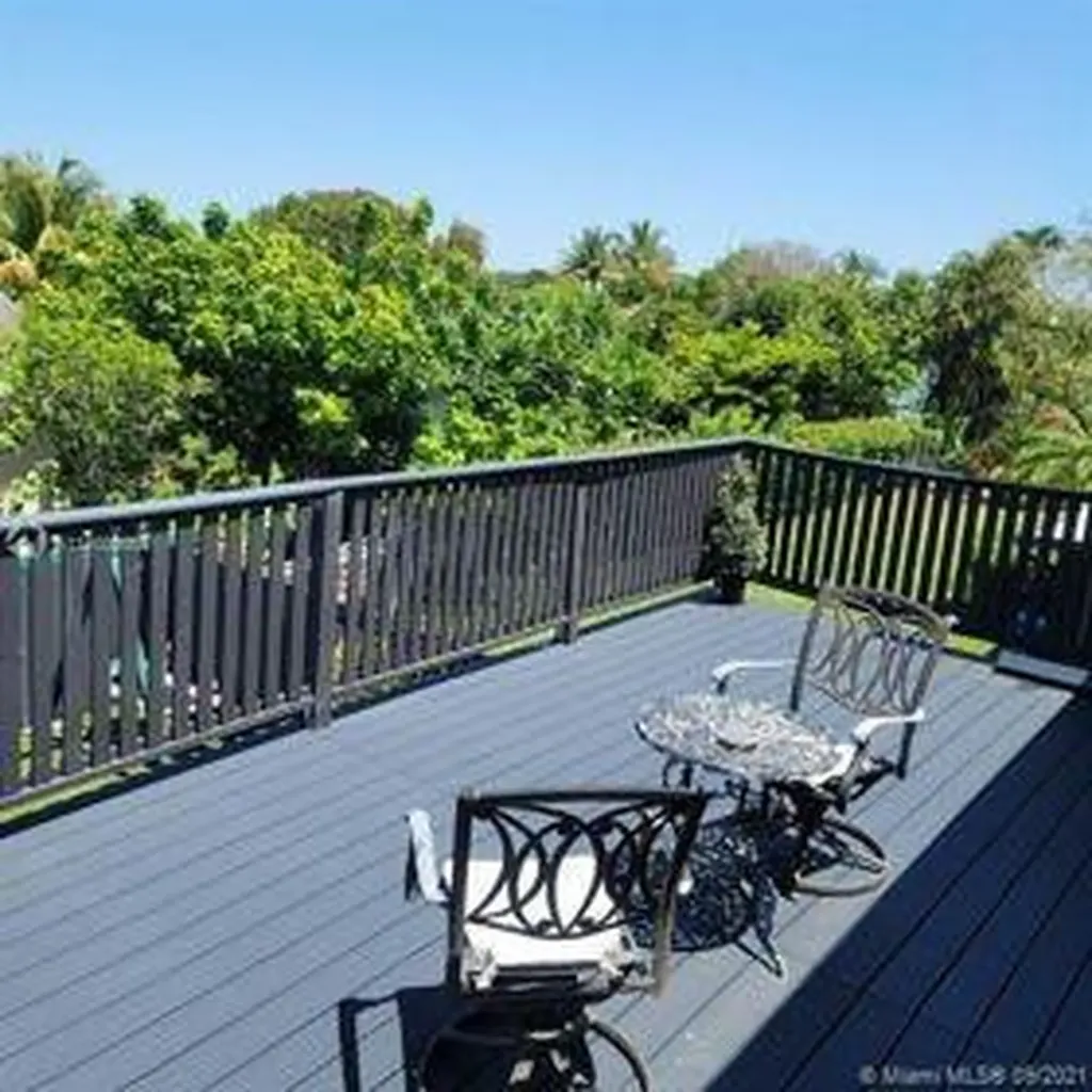 9335 NW 45th Street Sunrise FL 33351