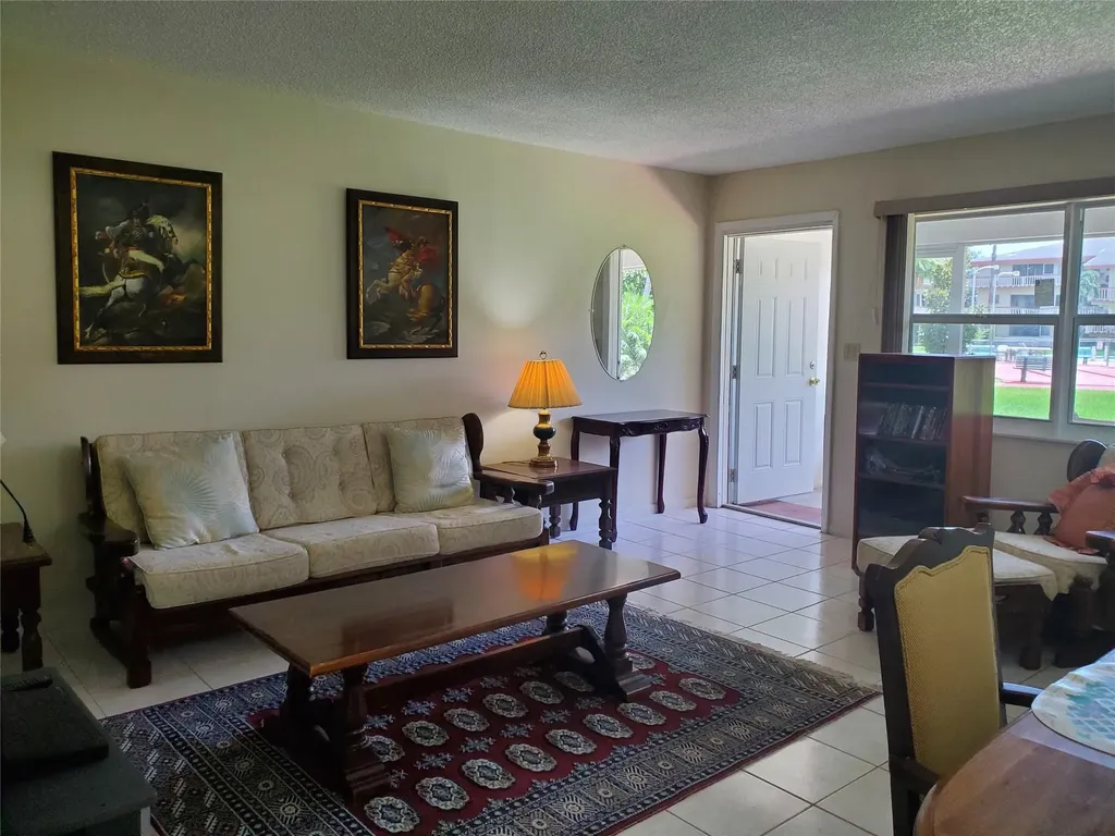 5300 Washington Street Hollywood FL 33021