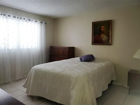 5300 Washington Street Hollywood FL 33021