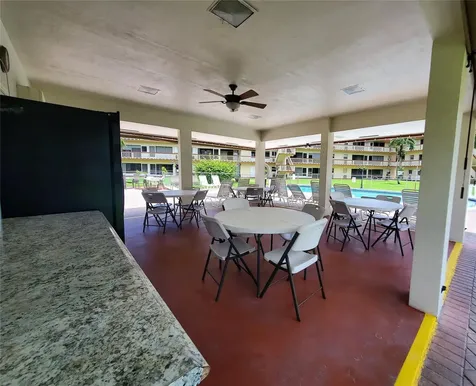 5300 Washington Street Hollywood FL 33021