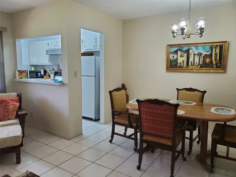5300 Washington Street Hollywood FL 33021