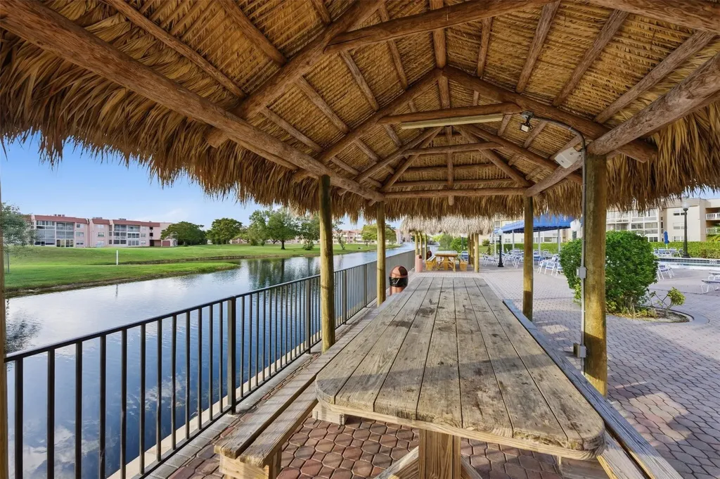 9460 Sunrise Lakes Boulevard Sunrise FL 33322