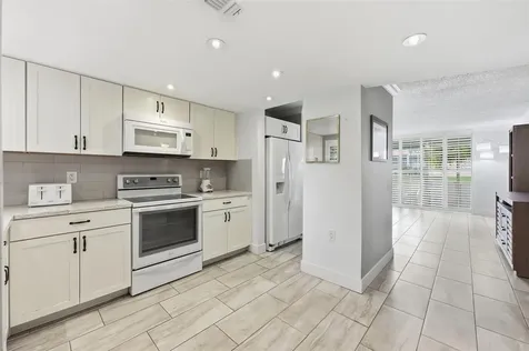 9460 Sunrise Lakes Boulevard Sunrise FL 33322