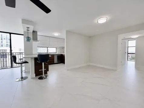 16919 N Bay Road Sunny Isles Beach FL 33160
