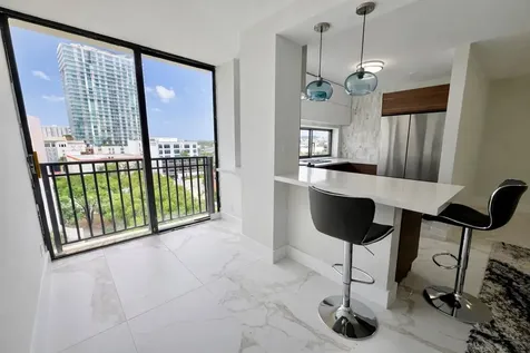 16919 N Bay Road Sunny Isles Beach FL 33160