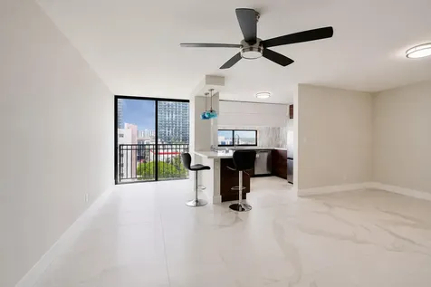 16919 N Bay Road Sunny Isles Beach FL 33160