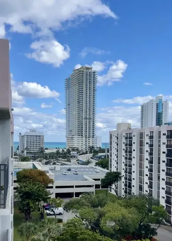 16919 N Bay Road Sunny Isles Beach FL 33160