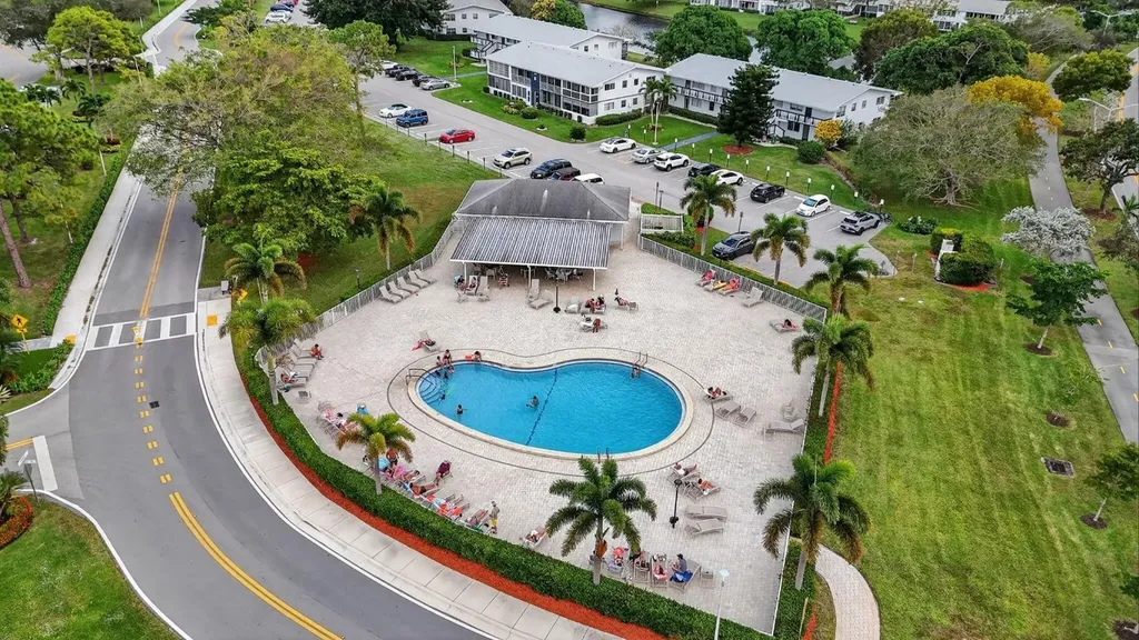 3020 Islewood D Deerfield Beach FL 33442