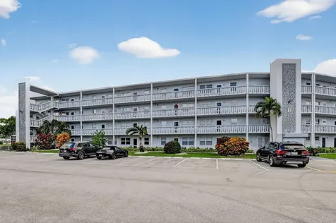 3020 Islewood D Deerfield Beach FL 33442