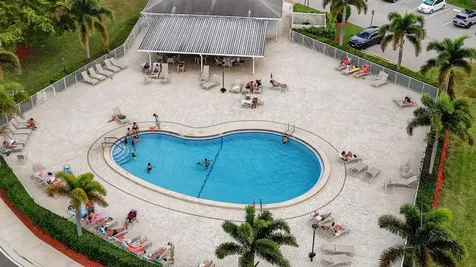 3020 Islewood D Deerfield Beach FL 33442