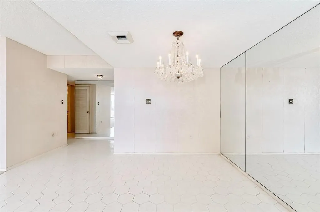 18031 Biscayne Boulevard Aventura FL 33160