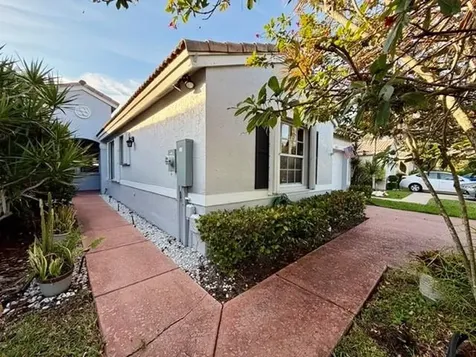 3608 Coco Lake Drive Coconut Creek FL 33073