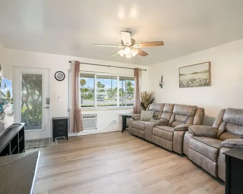 Hallandale Beach FL 33009