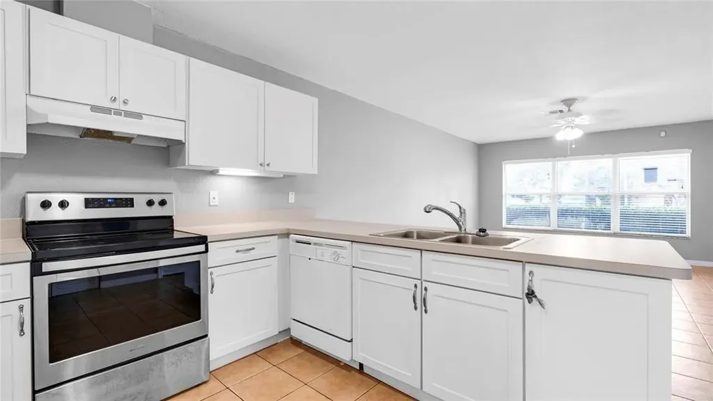 330 SW Avondale Drive Pompano Beach FL 33060