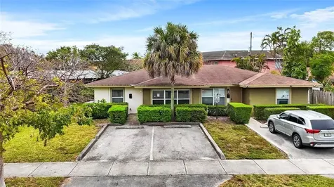 330 SW Avondale Drive Pompano Beach FL 33060