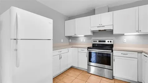 330 SW Avondale Drive Pompano Beach FL 33060
