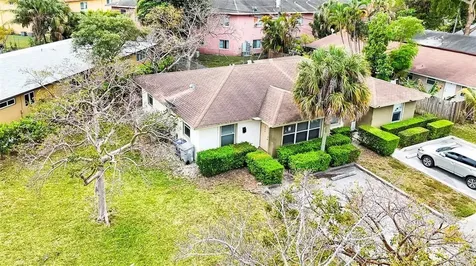 330 SW Avondale Drive Pompano Beach FL 33060