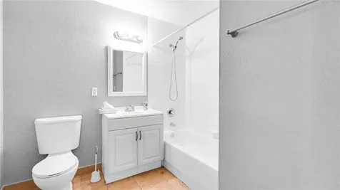 330 SW Avondale Drive Pompano Beach FL 33060