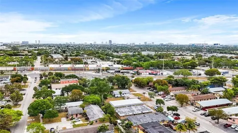 330 SW Avondale Drive Pompano Beach FL 33060