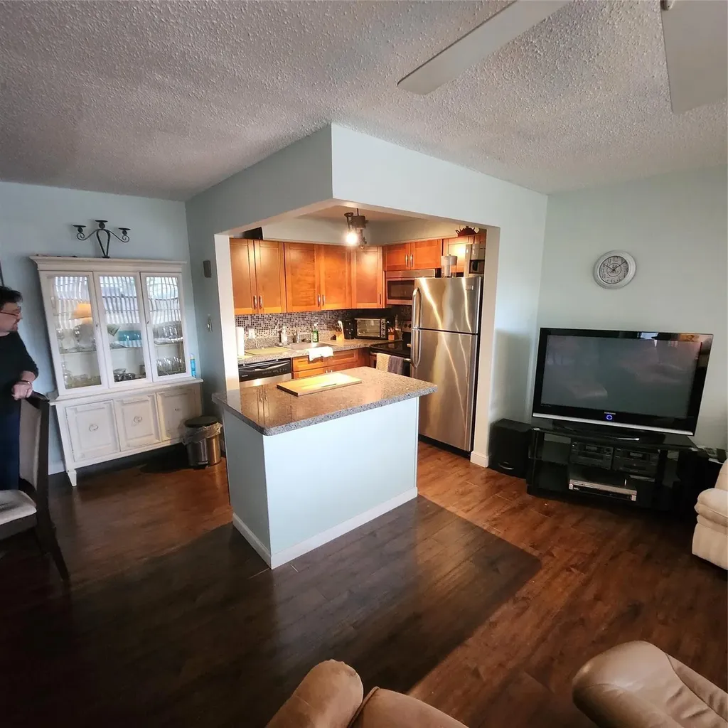 198 Durham D Deerfield Beach FL 33442