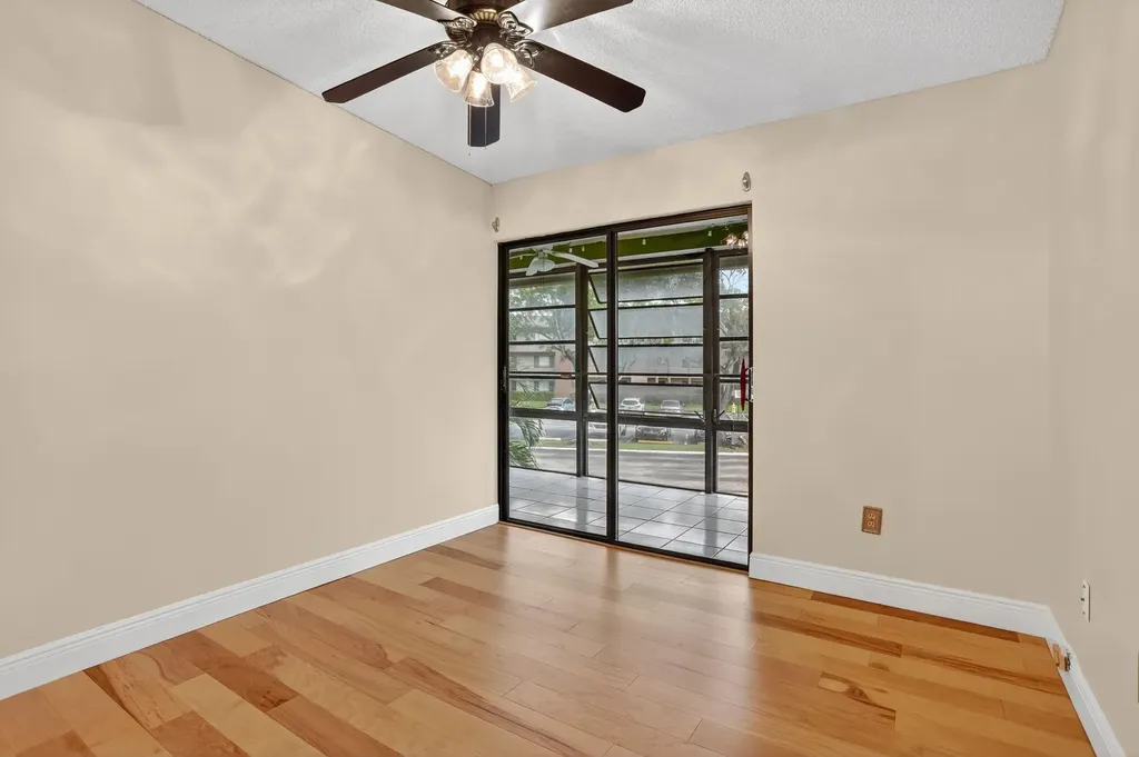 7711 Ashmont Tamarac FL 33321