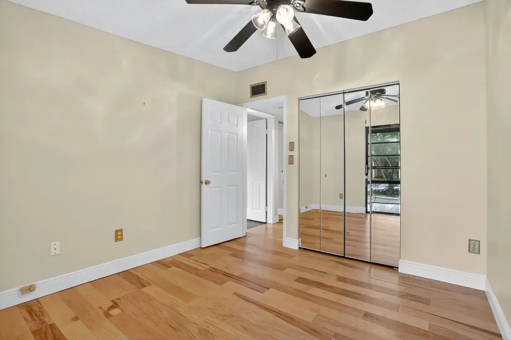 7711 Ashmont Tamarac FL 33321
