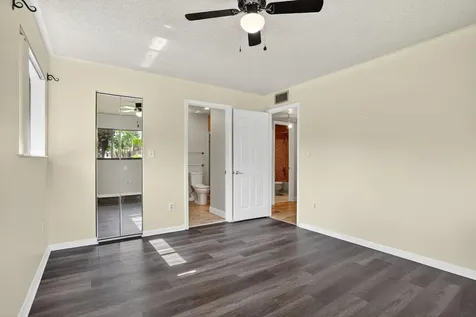 7711 Ashmont Tamarac FL 33321