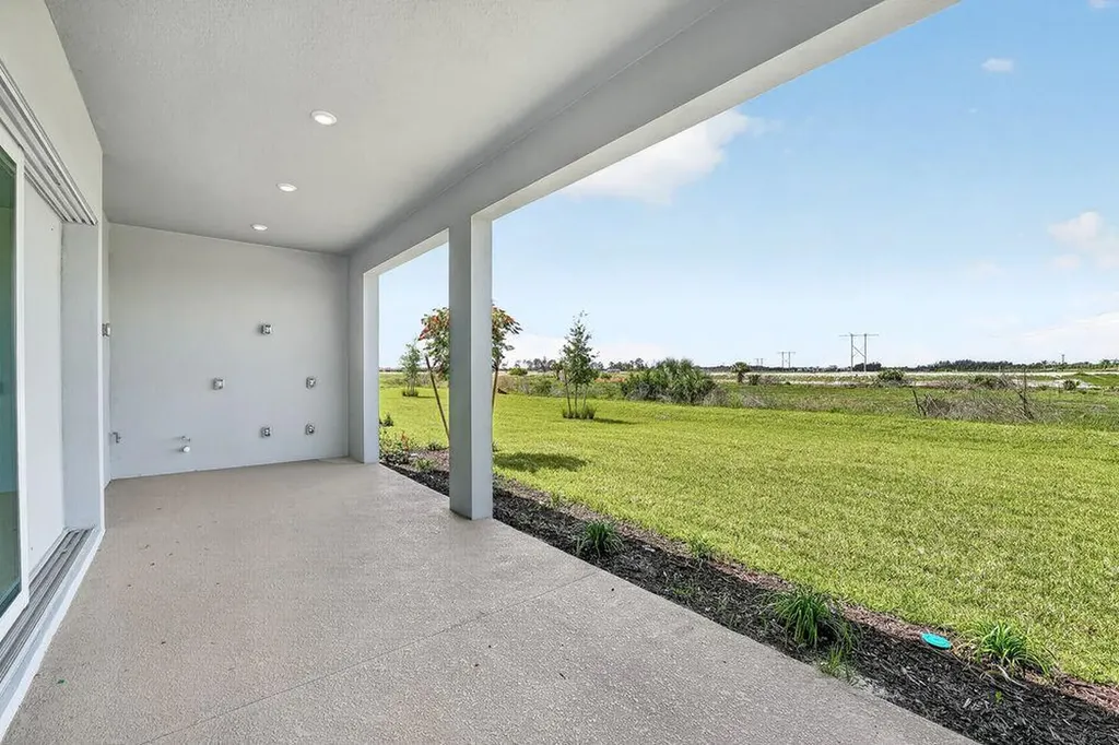 13605 SW Alejandro Court Port St Lucie FL 34987