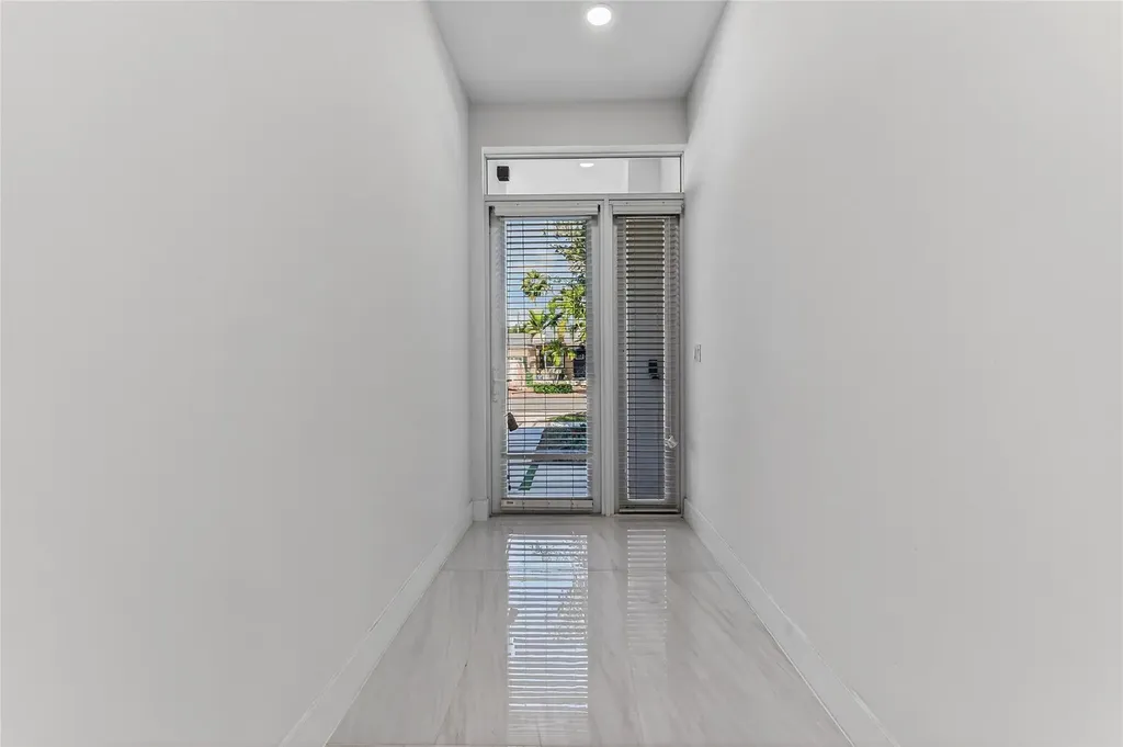 1408 NE 5th Court Fort Lauderdale FL 33301