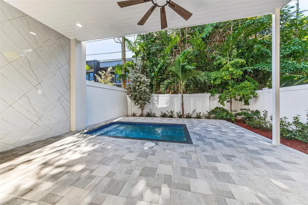 1408 NE 5th Court Fort Lauderdale FL 33301