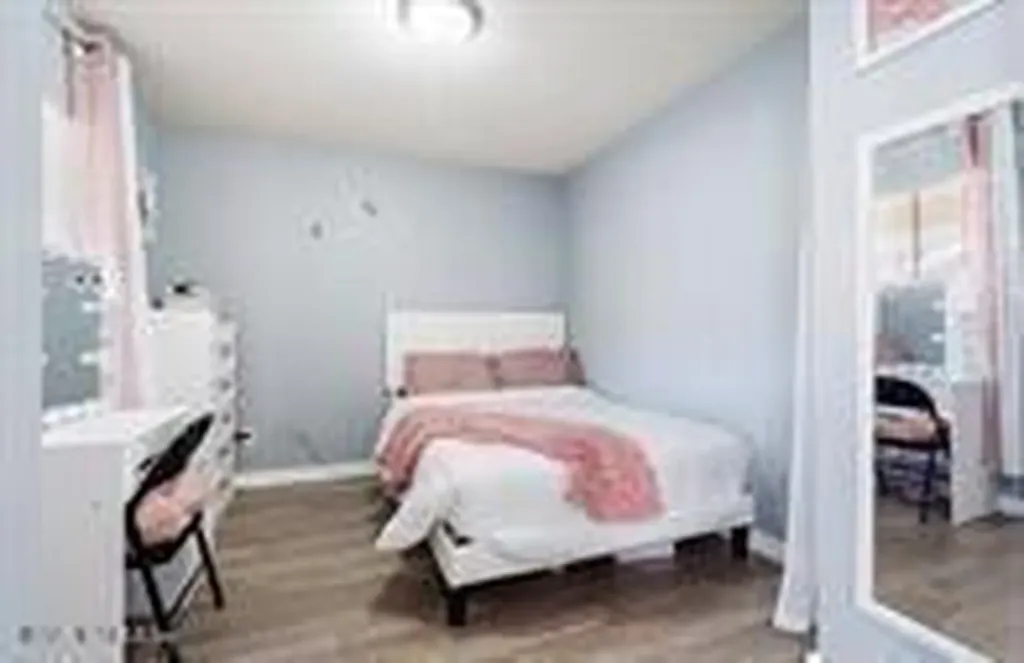 833 Riverside Drive Coral Springs FL 33071