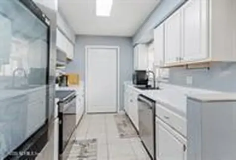 833 Riverside Drive Coral Springs FL 33071