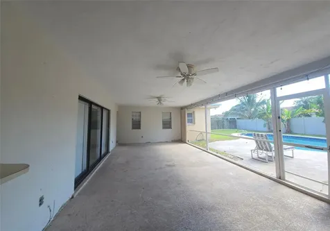 7450 SW 15th Street Plantation FL 33317