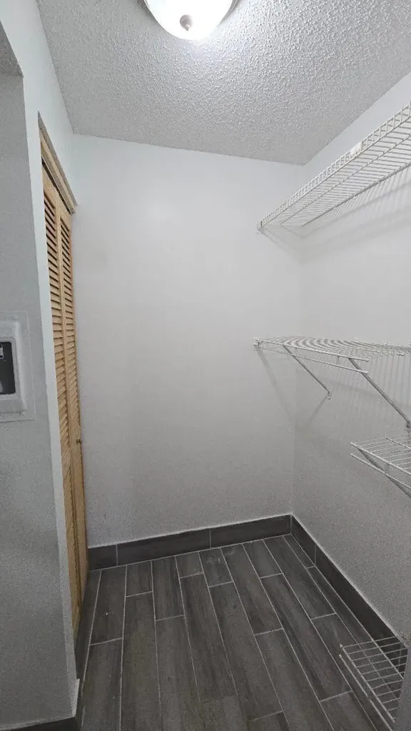 2810 Riverside Drive Coral Springs FL 33065