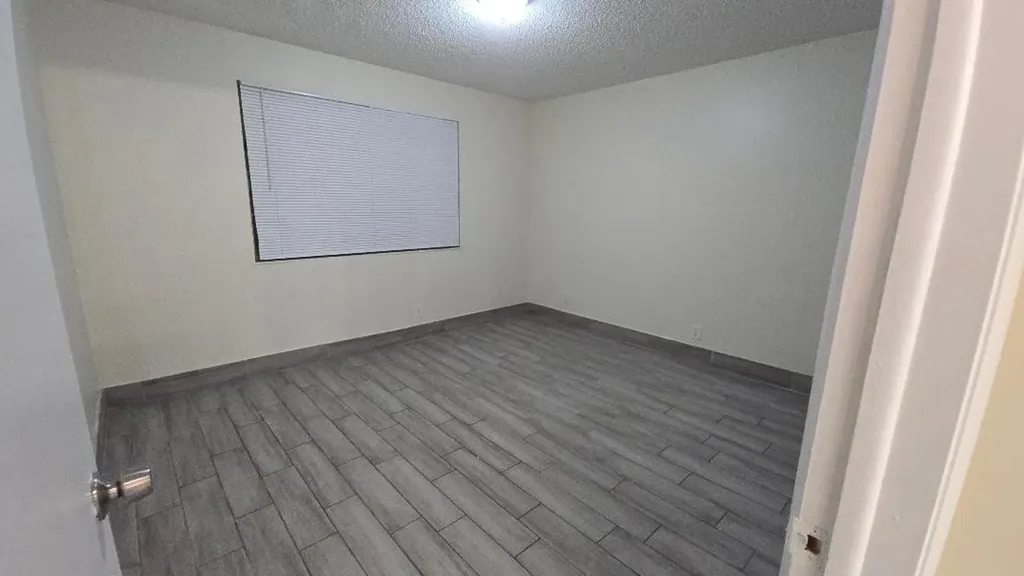 2810 Riverside Drive Coral Springs FL 33065