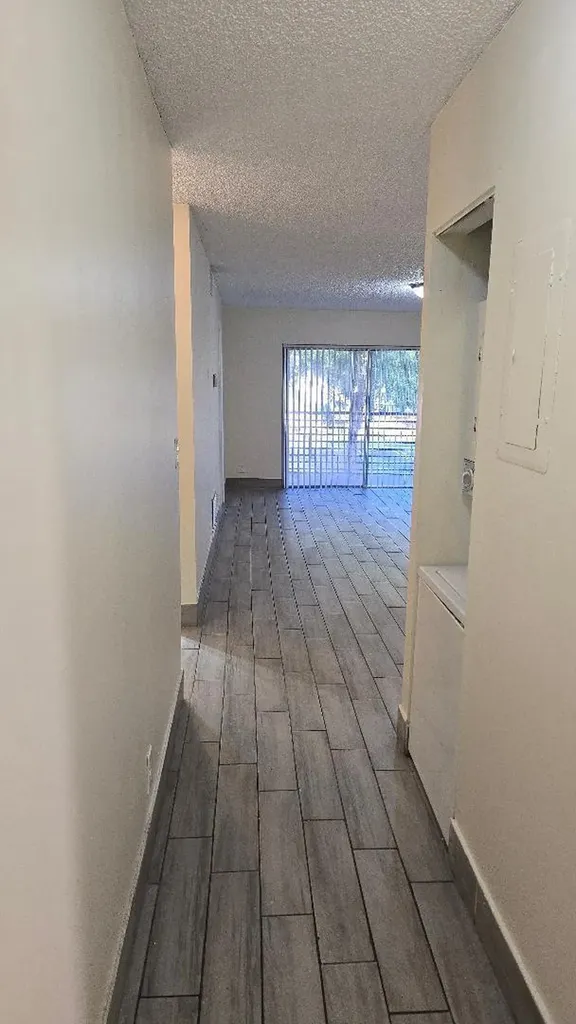 2810 Riverside Drive Coral Springs FL 33065