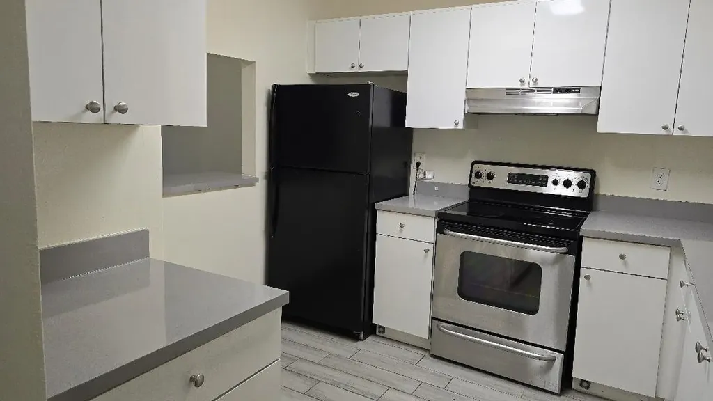 2810 Riverside Drive Coral Springs FL 33065