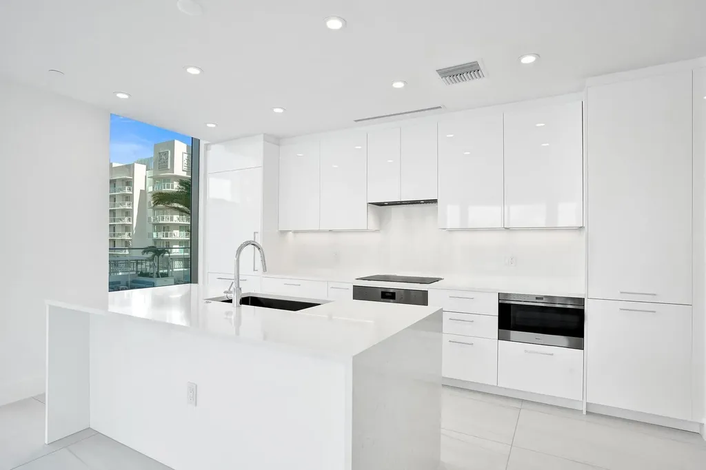 153 N Seabreeze Boulevard Fort Lauderdale FL 33304