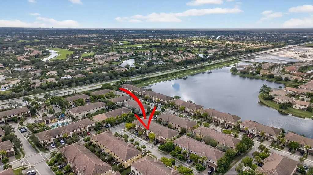 8435 Blue Cove Way Parkland FL 33076