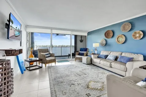 132 Lakeshore Drive North Palm Beach FL 33408