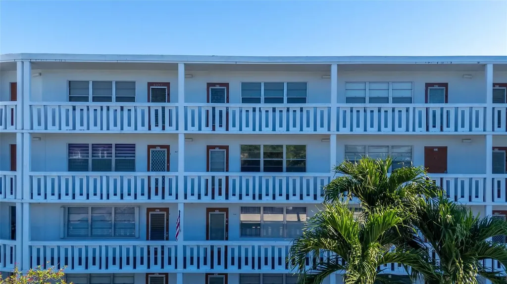 3028 Newport H Deerfield Beach FL 33442