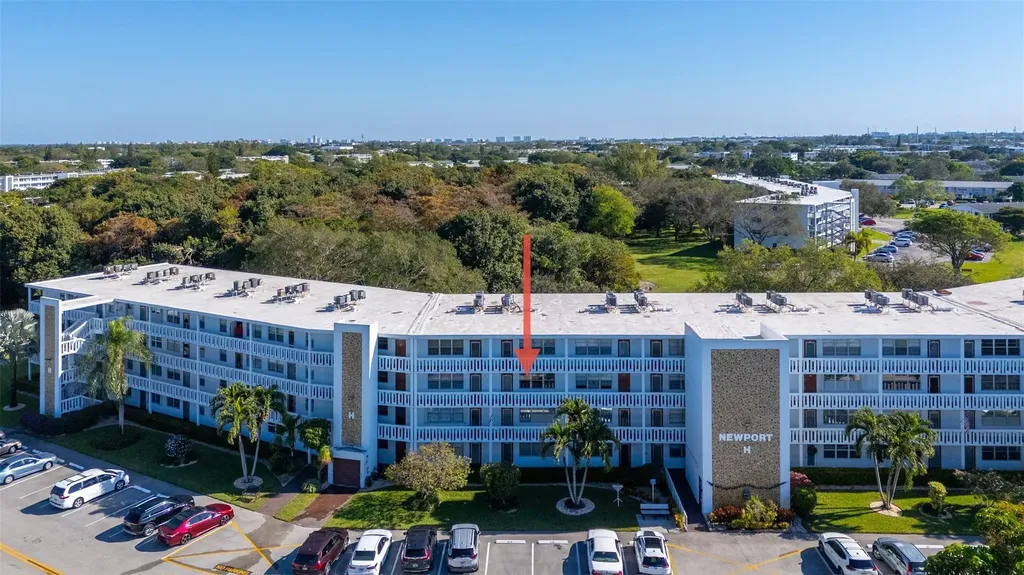 3028 Newport H Deerfield Beach FL 33442