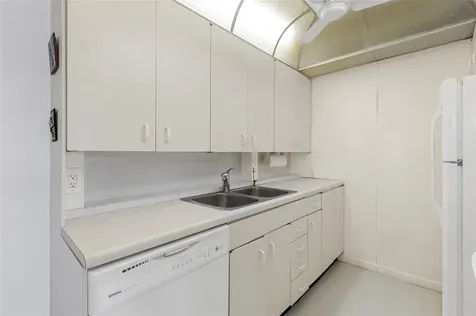 3028 Newport H Deerfield Beach FL 33442