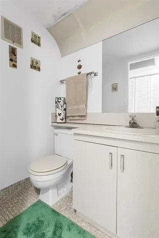 3028 Newport H Deerfield Beach FL 33442