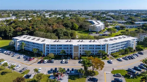 3028 Newport H Deerfield Beach FL 33442