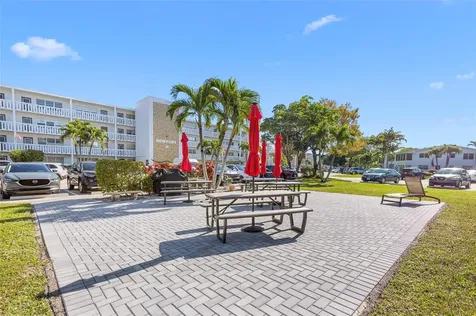 3028 Newport H Deerfield Beach FL 33442