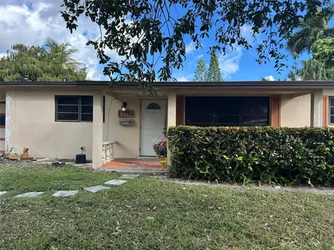 5751 SW 55th Street Davie FL 33314